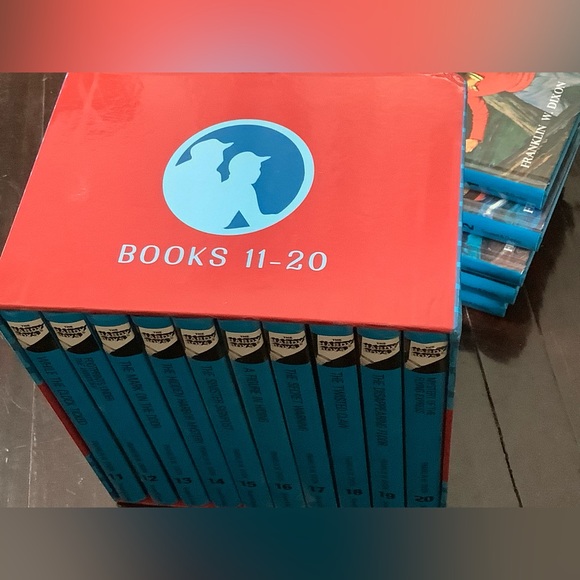 The Hardy Boys book collection, 16 books incl. one hard to find vintage edition - Picture 7 of 7